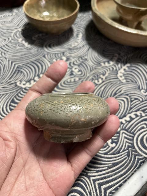 古玩陶瓷越窯青瓷水盂真品鑒賞圖