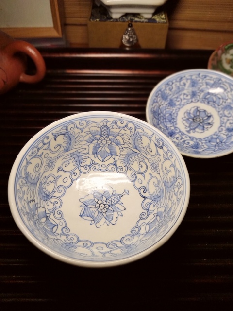 古玩陶瓷冬青釉內(nèi)青花花卉紋蓋碗拍賣,當(dāng)前價格7500元