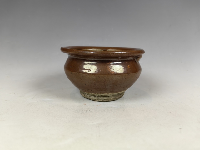 古玩陶瓷清乾隆紫金釉香爐真品鑒賞圖