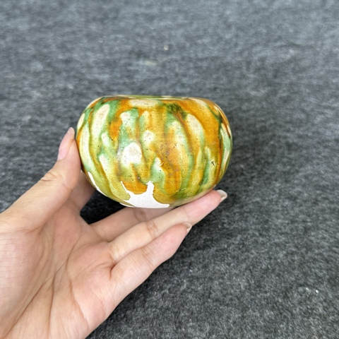 古玩陶瓷唐三彩水盂拍賣，當(dāng)前價格65000元