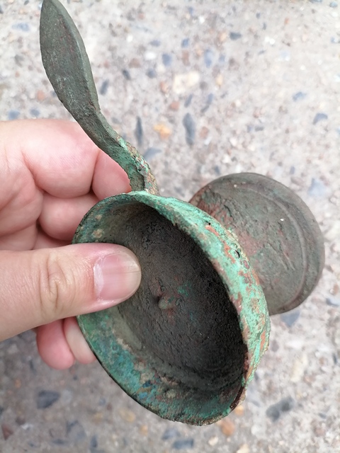 古玩銅器銅燈真品鑒賞圖