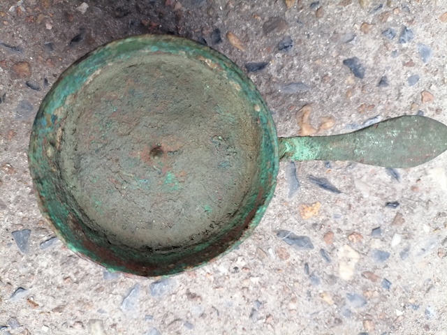 古玩銅器銅燈真品鑒賞圖
