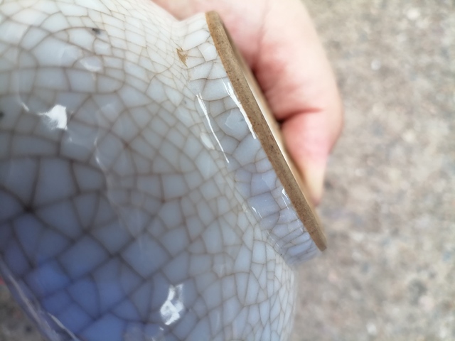 古玩陶瓷哥釉水盂真品鑒賞圖