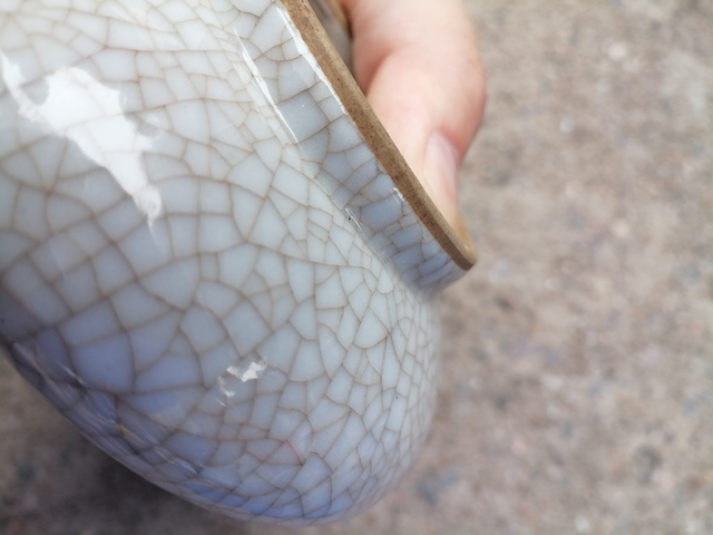 古玩陶瓷哥釉水盂真品鑒賞圖
