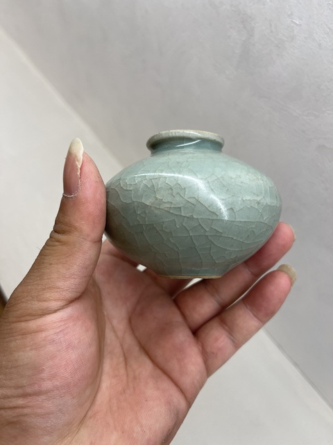 古玩陶瓷龍泉青瓷水盂真品鑒賞圖