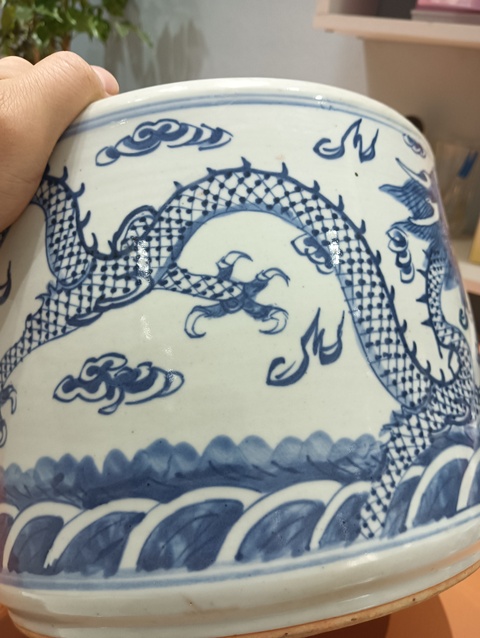 古玩陶瓷青花雙龍戲珠直筒爐拍賣，當前價格6666元