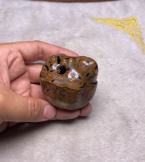 古玩陶瓷蛙型水注真品鑒賞圖