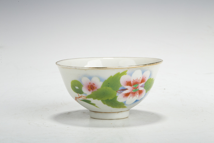 古玩陶瓷民國·刷花花卉紋茶圓真品鑒賞圖