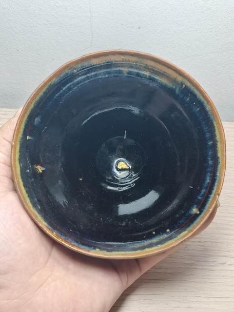 古玩陶瓷南宋建窯烏金釉束口盞拍賣,當(dāng)前價(jià)格260元