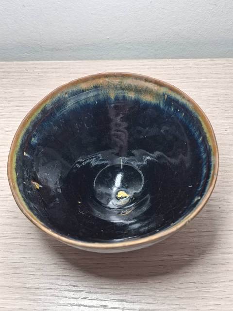 古玩陶瓷南宋建窯烏金釉束口盞拍賣,當(dāng)前價(jià)格260元