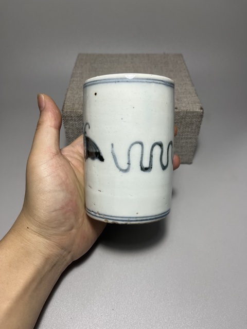 古玩陶瓷清代青花蝴蝶紋筆筒拍賣，當(dāng)前價(jià)格0元