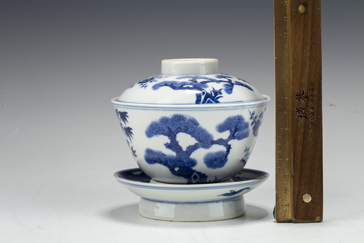 古玩陶瓷清光緒·青花松竹梅紋三才碗(官)拍賣,當前價格3168元