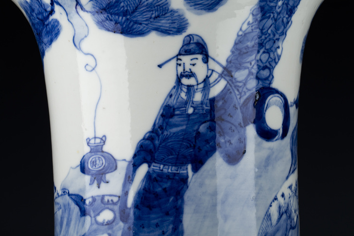 古玩陶瓷晚清·青花漁樂高士圖大花觚拍賣,當前價格5918元