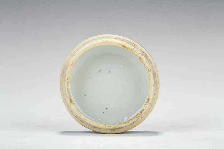 古玩陶瓷清康熙·青花蓮生貴子紋小蓋盒拍賣,當前價格1888元