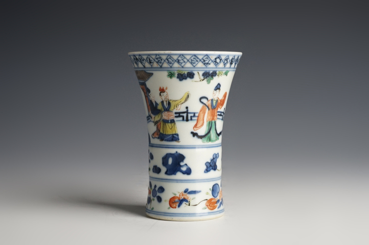 古玩陶瓷清末民初·青花五彩人物故事紋花觚真品鑒賞圖