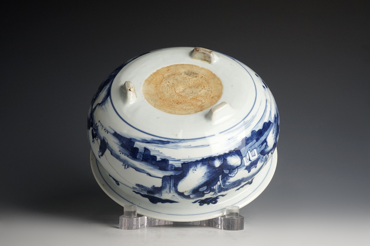 古玩陶瓷清康熙·青花山水人物紋香爐拍賣，當(dāng)前價(jià)格8000元