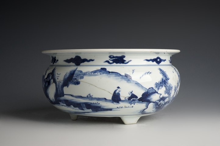 古玩陶瓷清康熙·青花山水人物紋香爐拍賣，當(dāng)前價(jià)格8000元