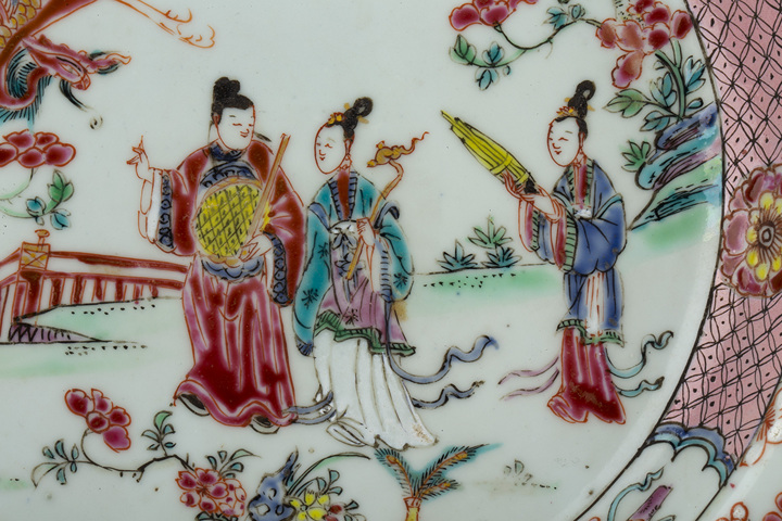 古玩陶瓷清雍正·粉彩吹簫引鳳人物紋折沿盤拍賣，當前價格608元