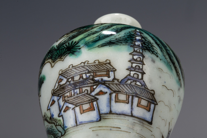 古玩陶瓷清晚·粉彩通景山水人物紋鼻煙壺拍賣,當(dāng)前價(jià)格588元