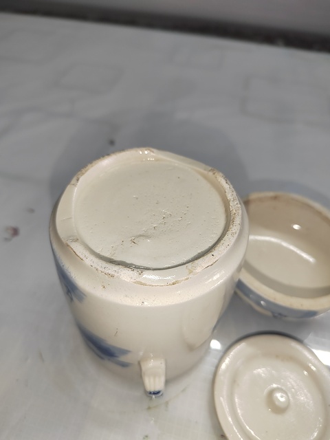 古玩陶瓷青花蓋盅真品鑒賞圖