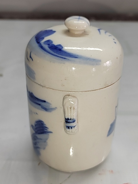 古玩陶瓷青花蓋盅真品鑒賞圖