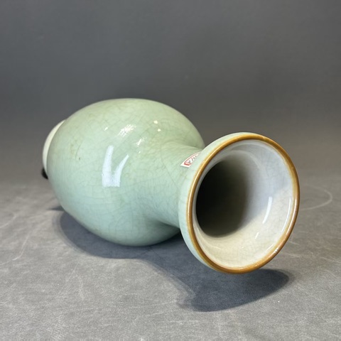 古玩陶瓷哥釉花蘭瓶真品鑒賞圖