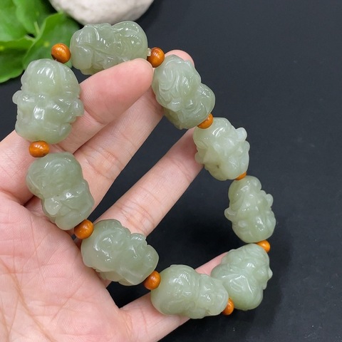 古玩玉器和田玉十八羅漢雙面精雕手串(帶鑒定證書)拍賣,當前價格688元