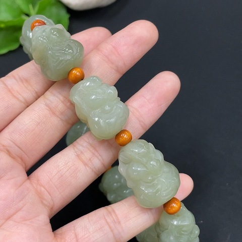 古玩玉器和田玉十八羅漢雙面精雕手串(帶鑒定證書)拍賣,當前價格688元