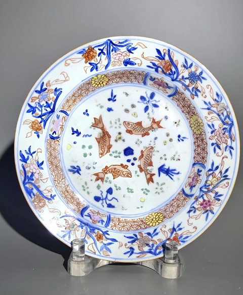 古玩陶瓷青花五彩魚紋盤真品鑒賞圖