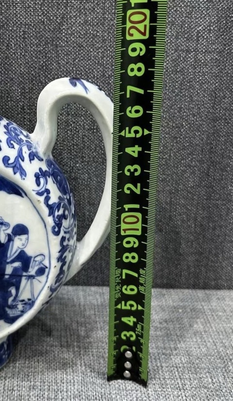 古玩陶瓷道光·三教九流青花抱月壺拍賣,當前價格9800元