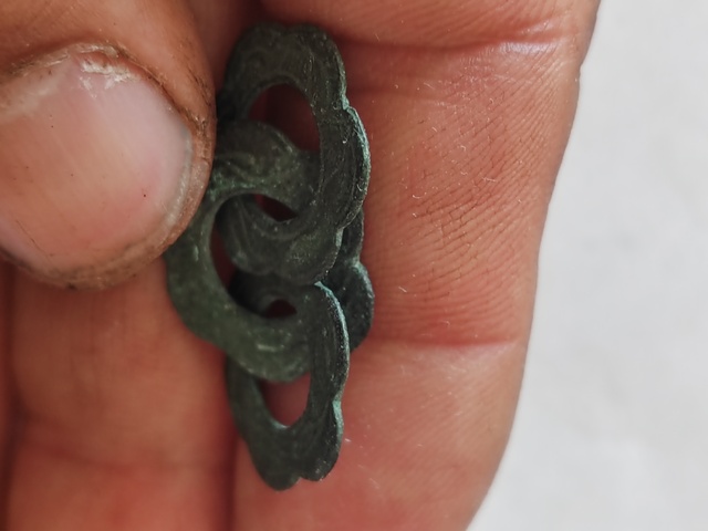 古玩銅器創(chuàng)匯銅三環(huán)拍賣，當(dāng)前價格198元