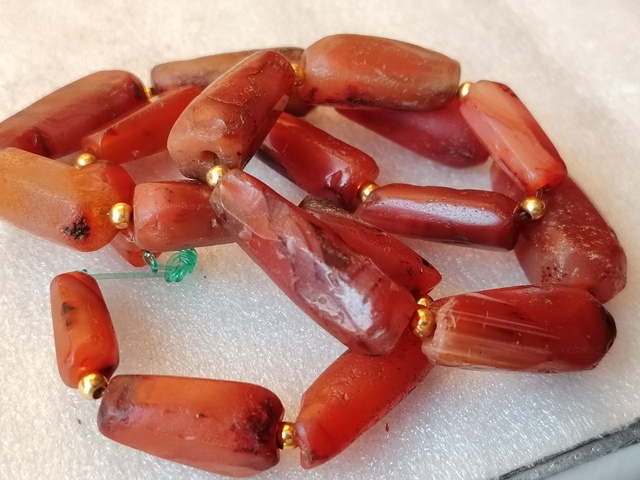 古玩玉器限量放漏一條天然紅瑪瑙多棱珠鏈拍賣,當前價格299元