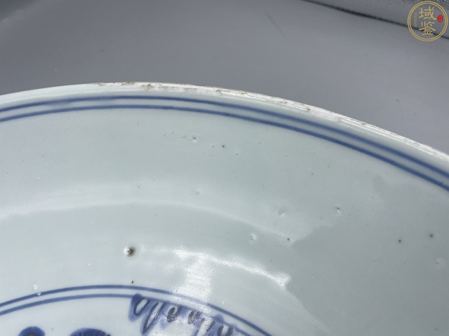 古玩陶瓷明嘉靖青花蜂鹿圖大盤真品鑒賞圖