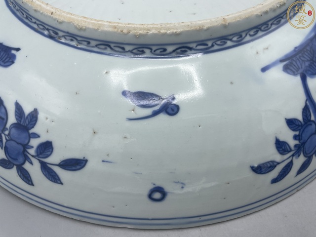 古玩陶瓷明嘉靖青花蜂鹿圖大盤真品鑒賞圖