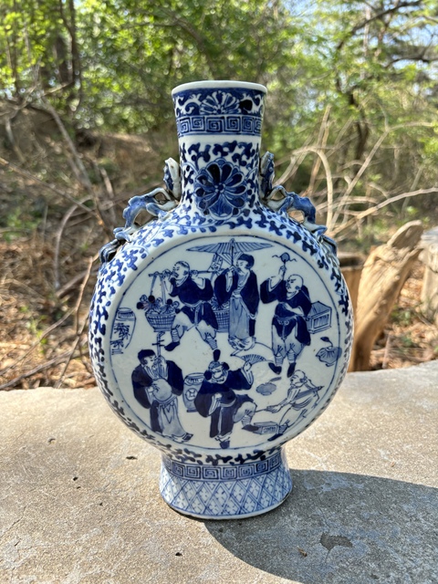 古玩陶瓷清光緒青花市井人物故事圖抱月瓶拍賣,當(dāng)前價格4500元