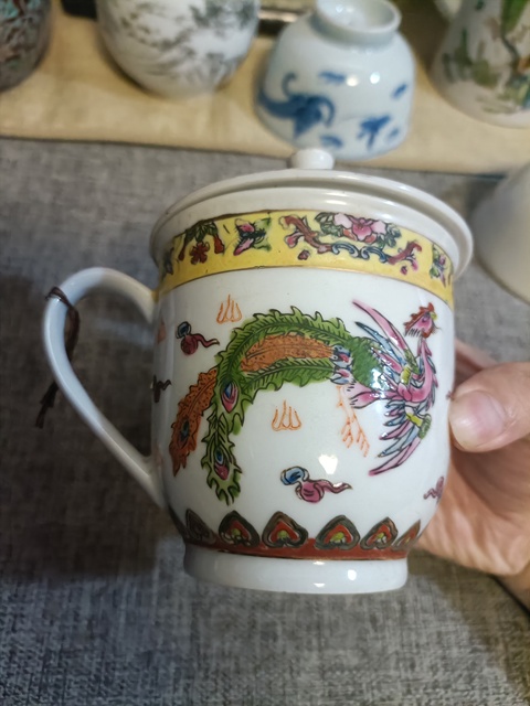 古玩陶瓷創匯粉彩龍鳳紋茶杯拍賣，當前價格888元
