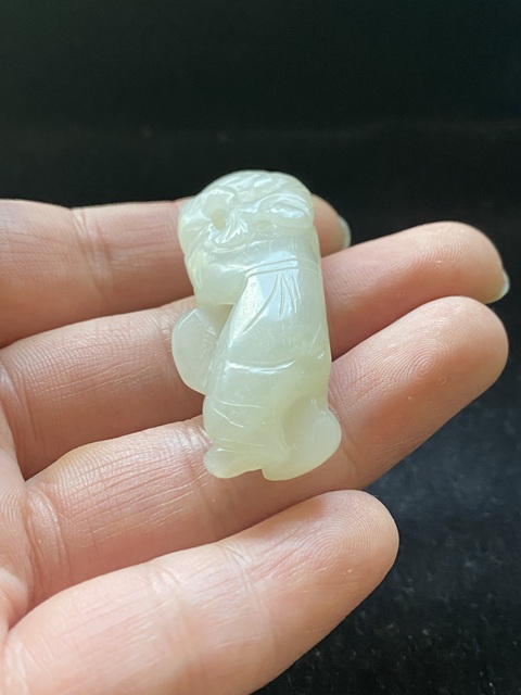 古玩玉器（一口價放漏）創匯期和田白玉雕“如意童子”拍賣，當前價格2800元