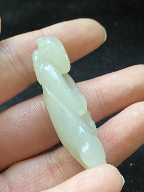 古玩玉器（一口價放漏）創匯期和田白玉雕“如意童子”拍賣，當前價格2800元