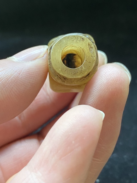 古玩玉器(一口價放漏)清末民初岫玉雕“煙鍋”拍賣,當前價格688元