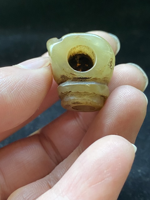 古玩玉器(一口價放漏)清末民初岫玉雕“煙鍋”拍賣,當前價格688元