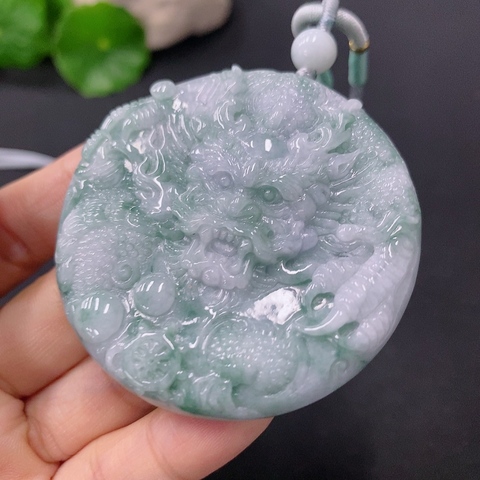 古玩玉器天然翡翠龍牌(帶翡翠鑒定證書)拍賣,當前價格880元