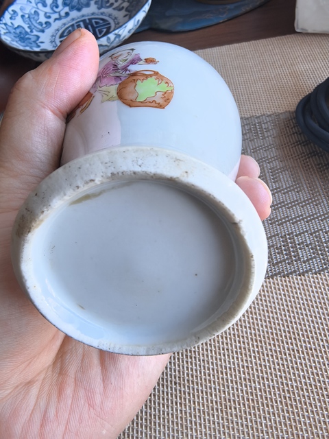 古玩陶瓷粉彩瓶真品鑒賞圖