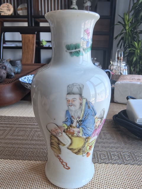 古玩陶瓷粉彩瓶真品鑒賞圖