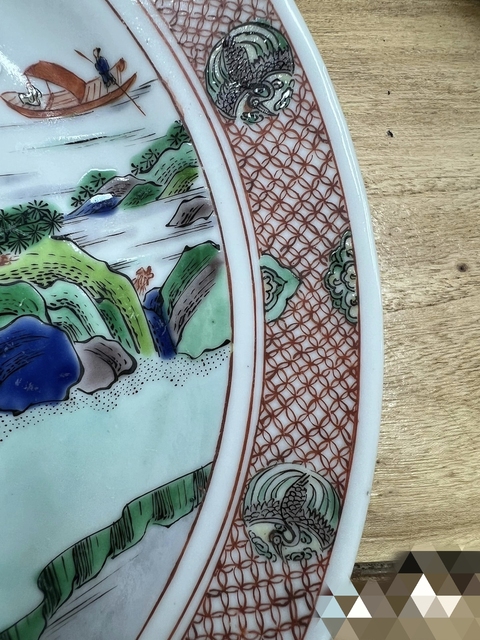 古玩陶瓷五彩人物故事紋折沿盤真品鑒賞圖