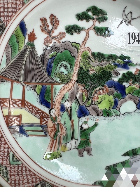 古玩陶瓷五彩人物故事紋折沿盤真品鑒賞圖