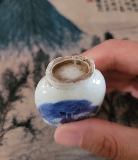 古玩陶瓷高士圖鼻煙壺真品鑒賞圖