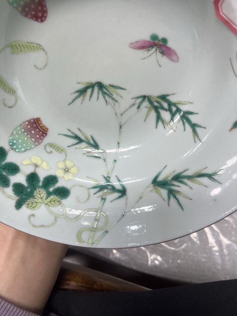 古玩陶瓷粉彩癩瓜碗真品鑒賞圖