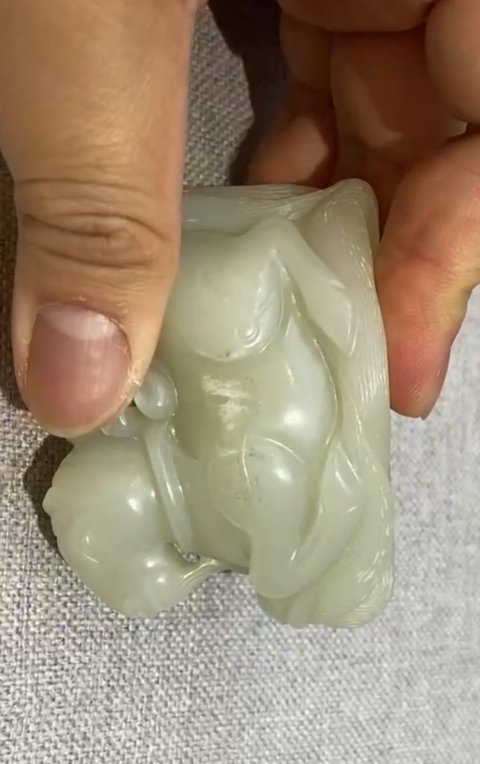 古玩玉器和田玉雕“臥羊”擺件真品鑒賞圖