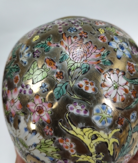 古玩陶瓷粉彩描金百花紋罐真品鑒賞圖