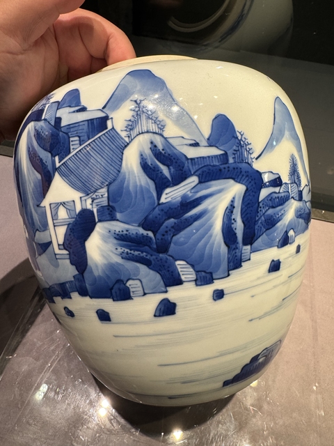 古玩陶瓷青花罐真品鑒賞圖